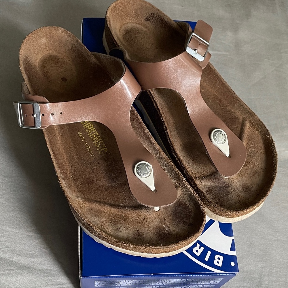 Birkenstock Gizeh - size 10